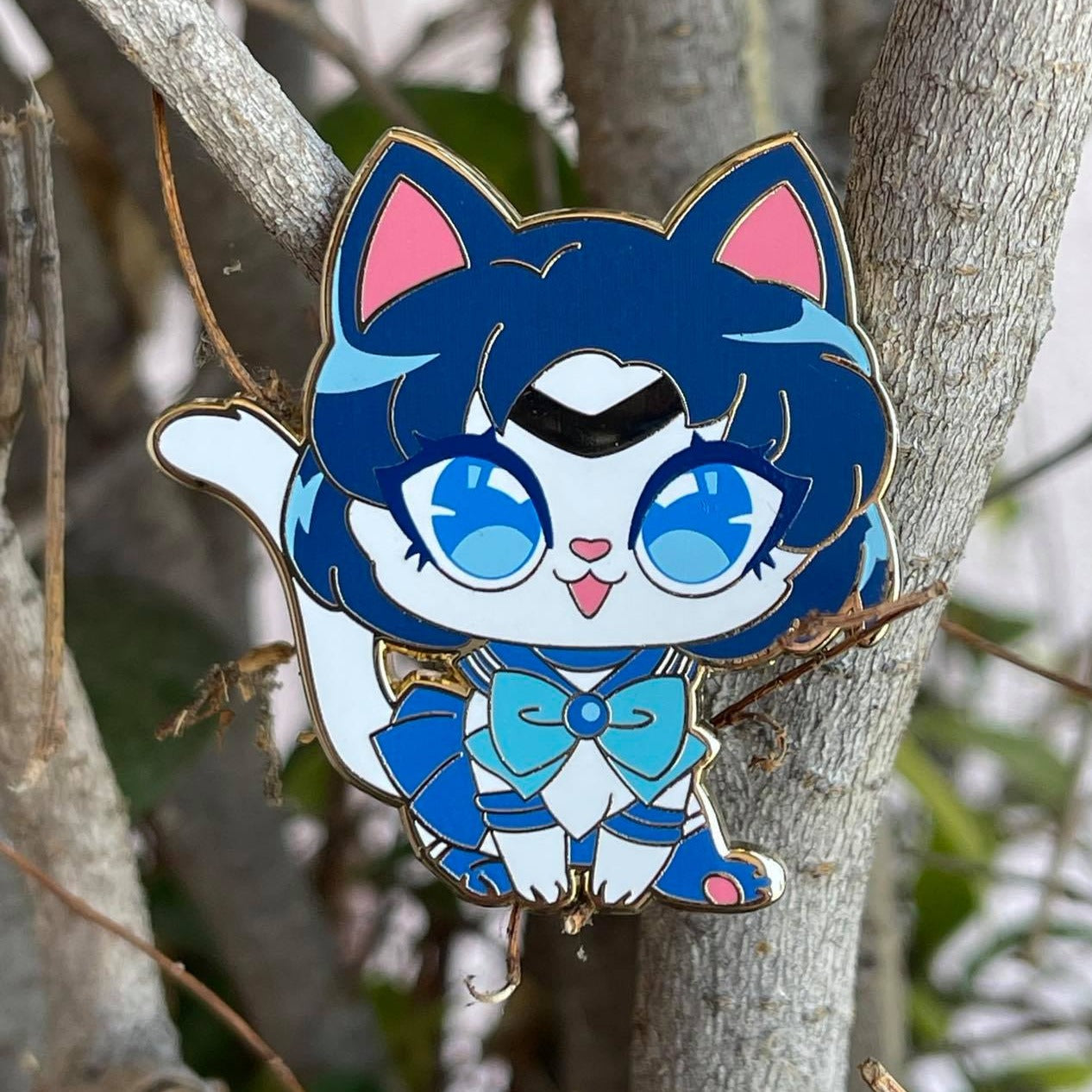 Neko Sailormoon Pins